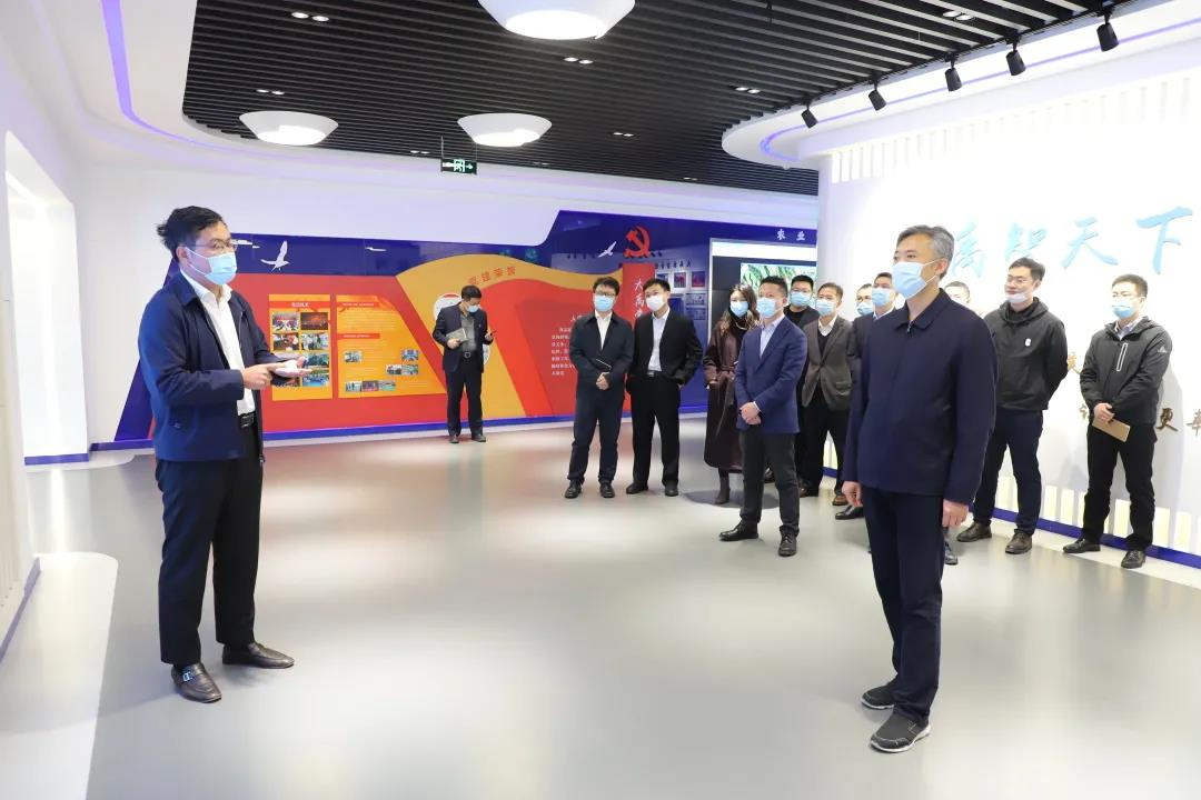 Wang Lijun, Secretary of Wuqing District Committee of Tianjin City, and his entourage visited DAYU Irrigation Group